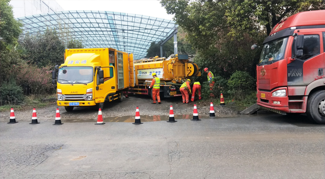 伊金霍洛成区雨污水管网“四位一体”检测疏通项目